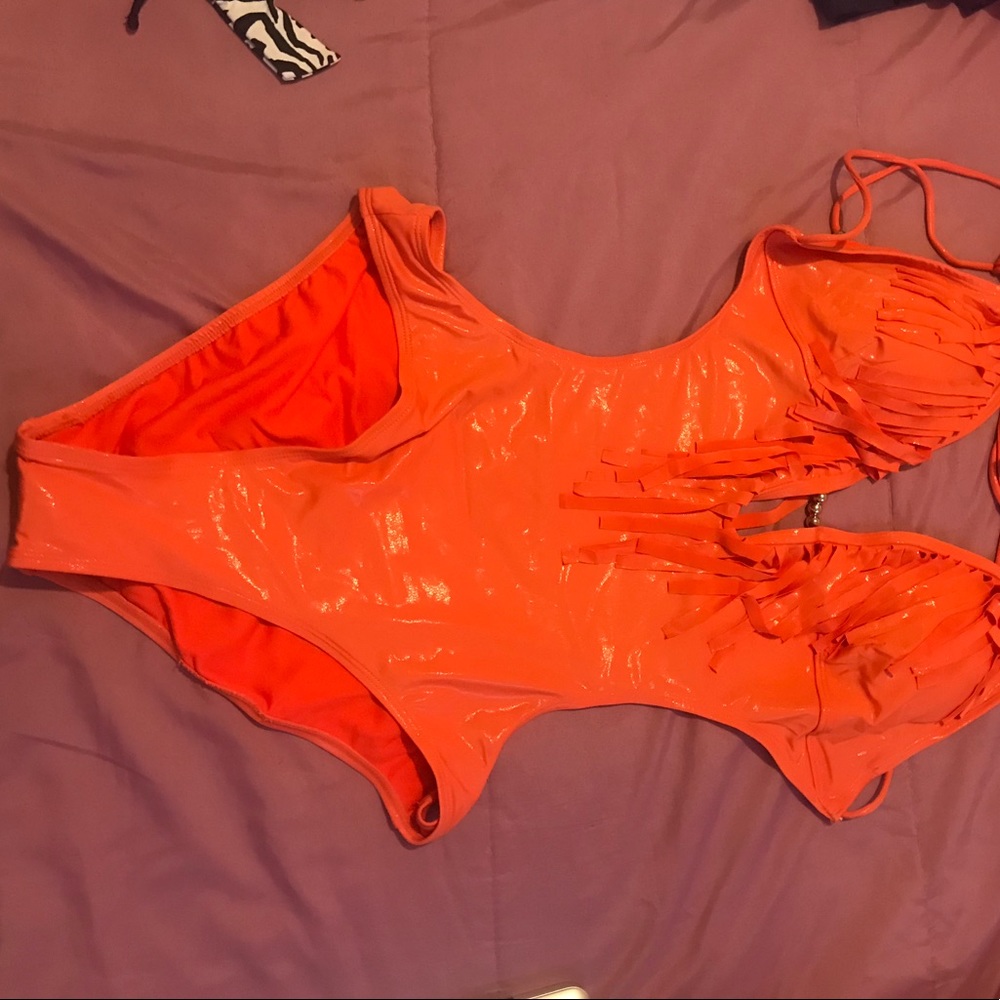 ❤️SOLD❤️One Piece - Picture 2 of 5